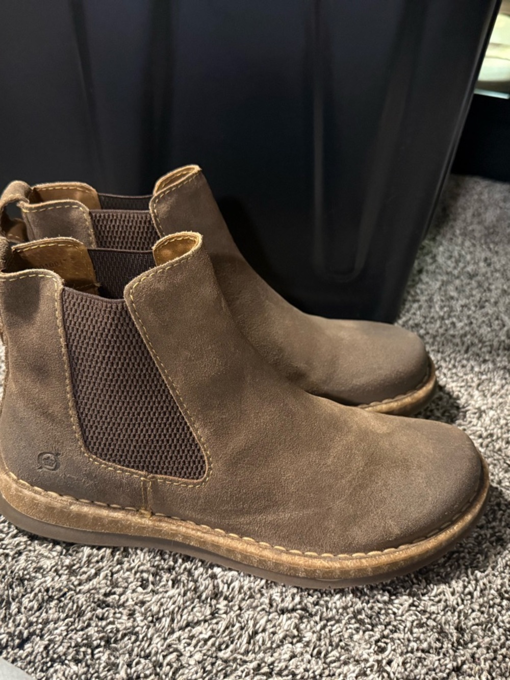 Born Men's Brown Suede boots